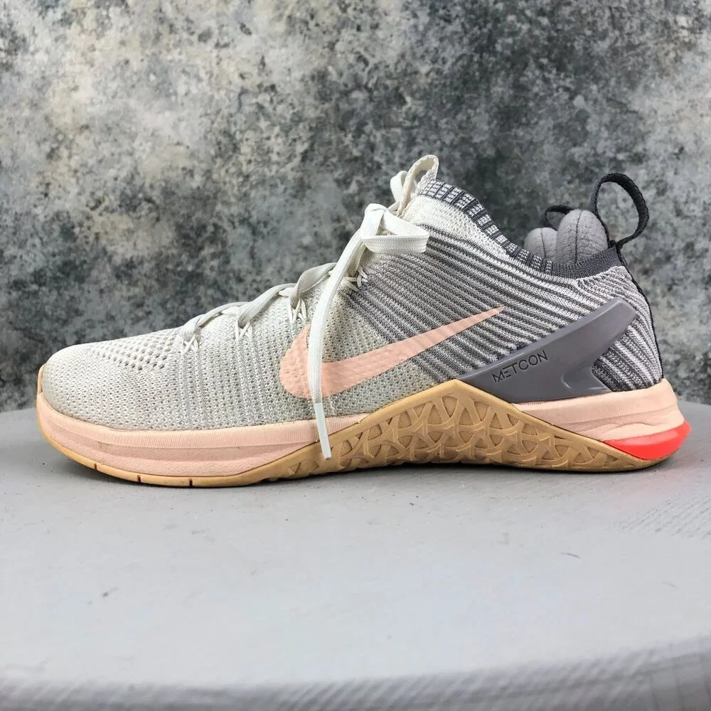 Nike Women's Size 7 Metcon DSX Flyknit 2 Grey White Peach Sneakers 924595-102